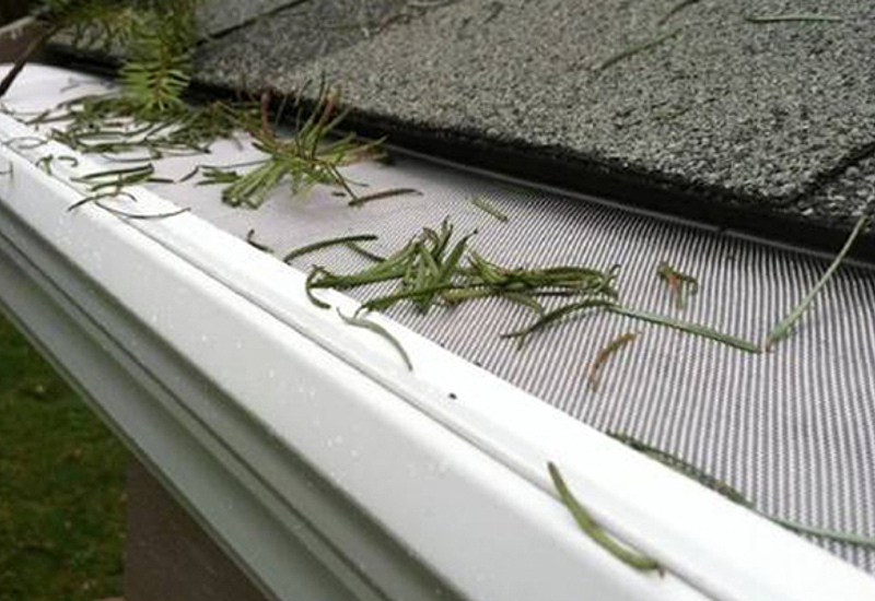 Easy Ways to Keep Your Gutters Working All Year Long