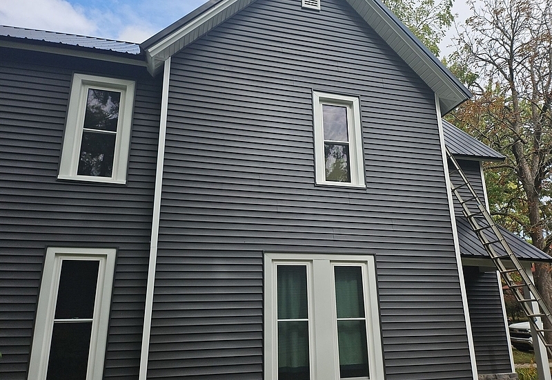 Is Your Mt. Pleasant Home Losing Heat Through Old Siding?